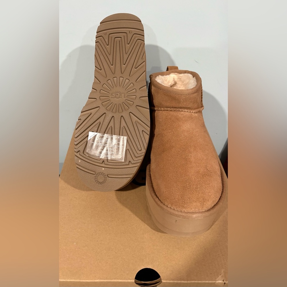 UGG Classic Mini Platform | Color: Chestnut | size 7 - Picture 3 of 6
